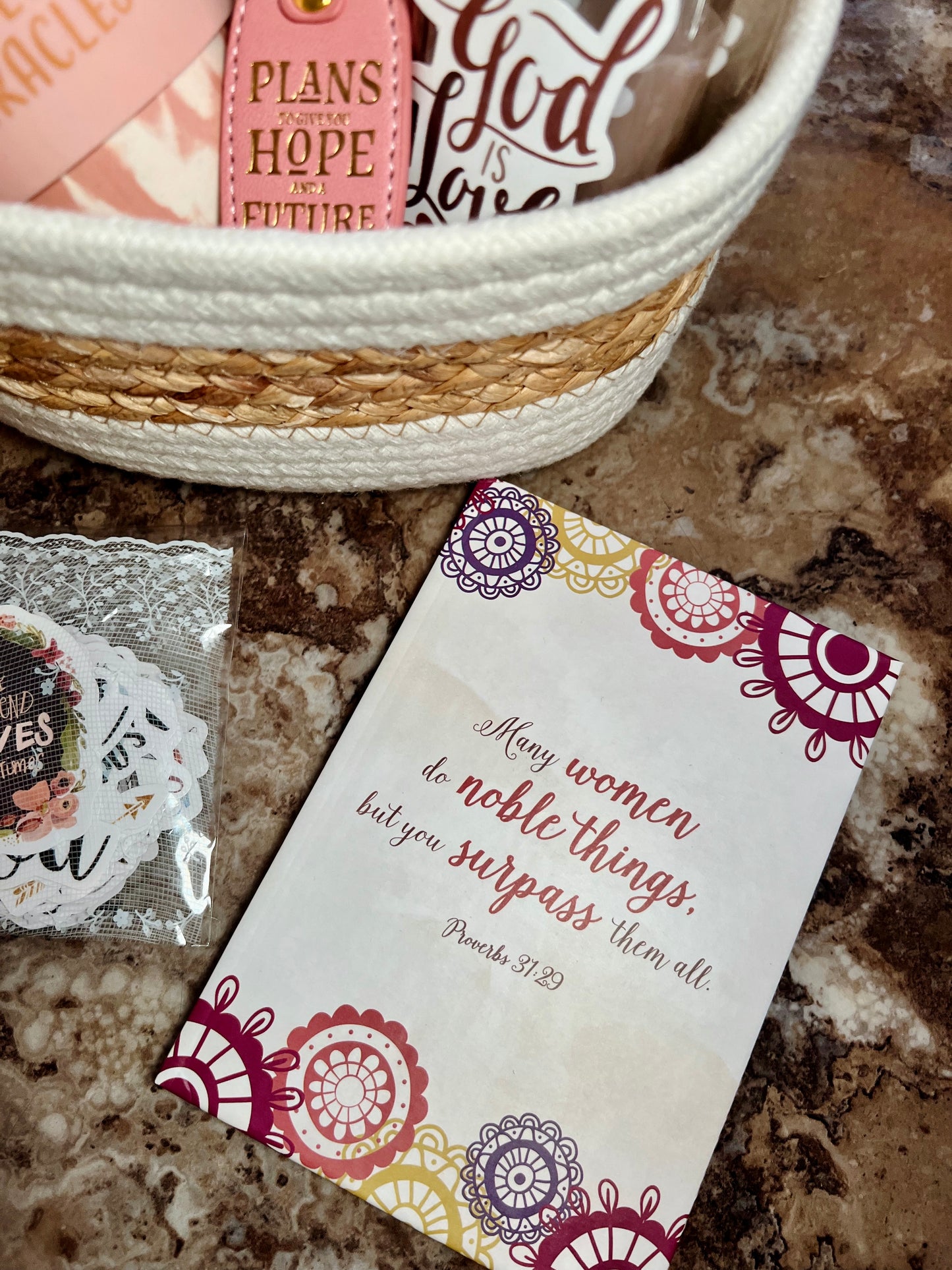 She Hopes Faith Basket - I AM INTENTIONAL 