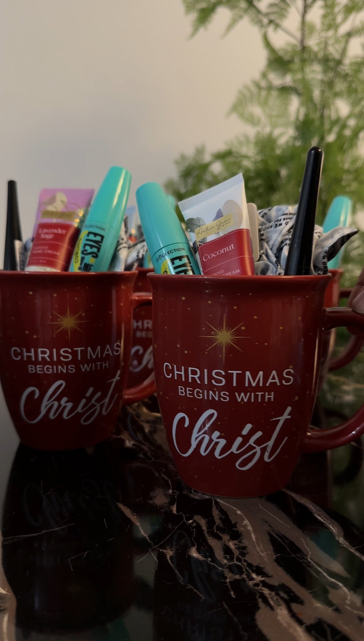 Mug - Christmas Begins with Christ